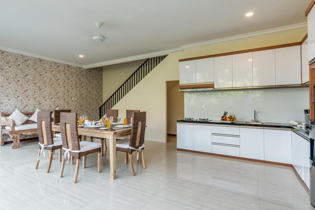 The Kamojang Jimbaran Villa Kuta Lombok Eksteriør bilde