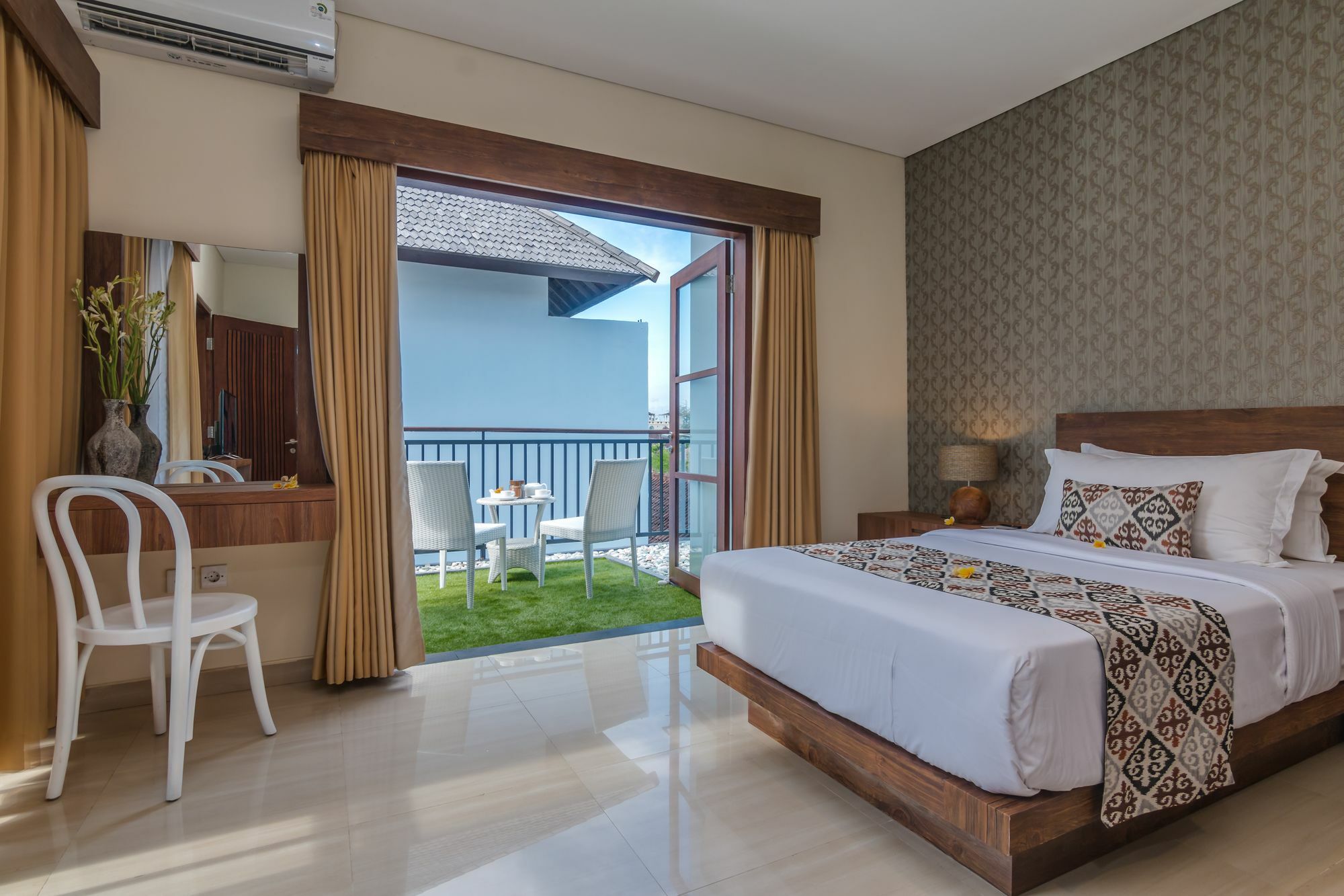 The Kamojang Jimbaran Villa Kuta Lombok Eksteriør bilde