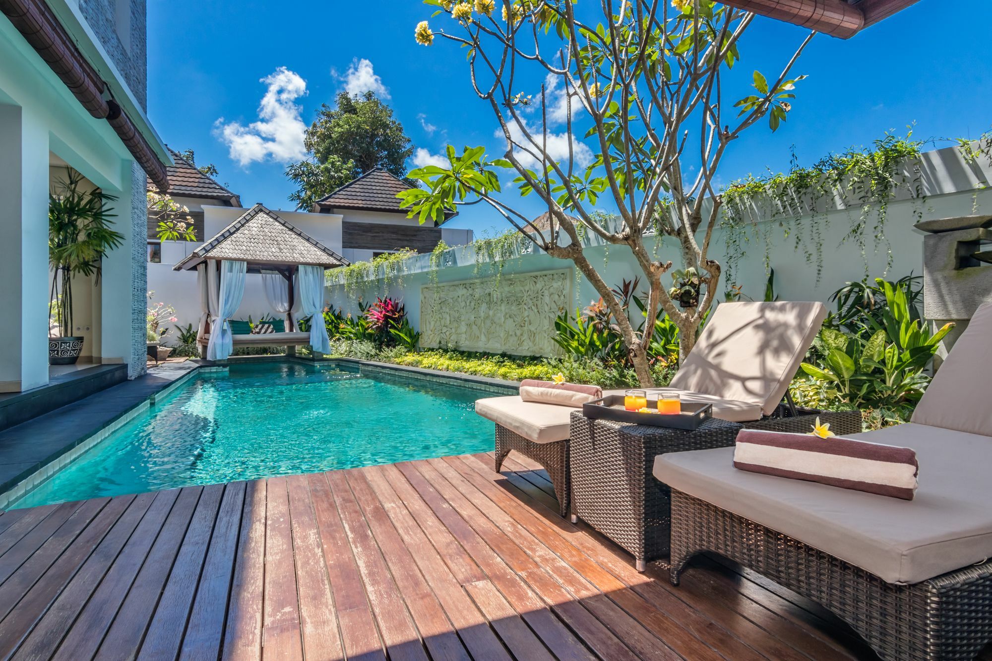 The Kamojang Jimbaran Villa Kuta Lombok Eksteriør bilde